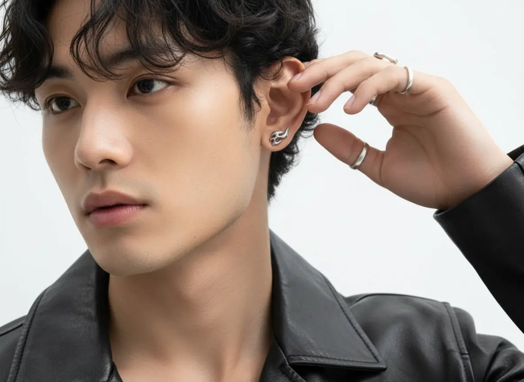 Men's Flame Curve Stud - Salitaire jewellery