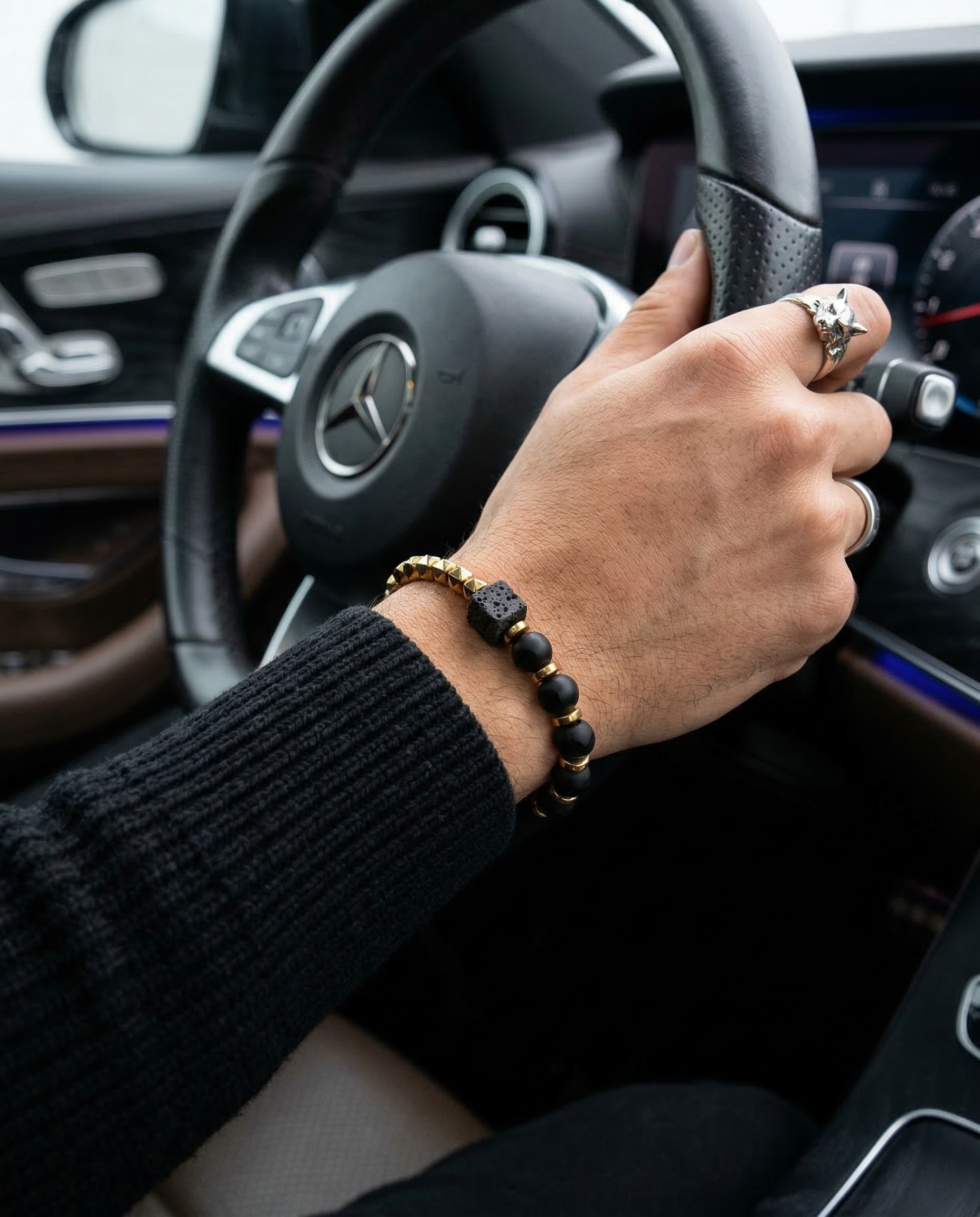 Men's Black Onyx & Gold Hematite Bracelet - Salitaire jewellery