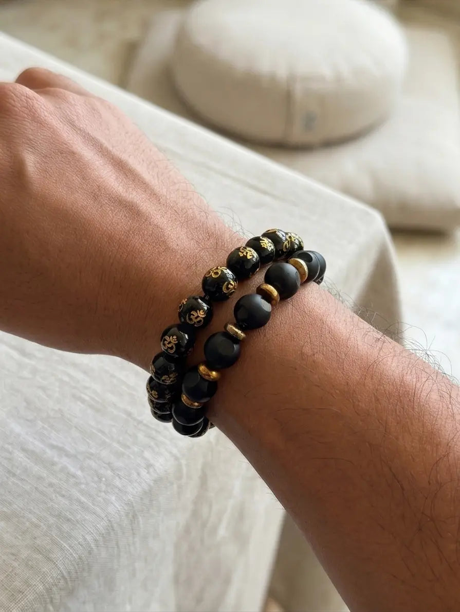 Men's Black Om Engraved Beaded Bracelet - Salitaire jewellery